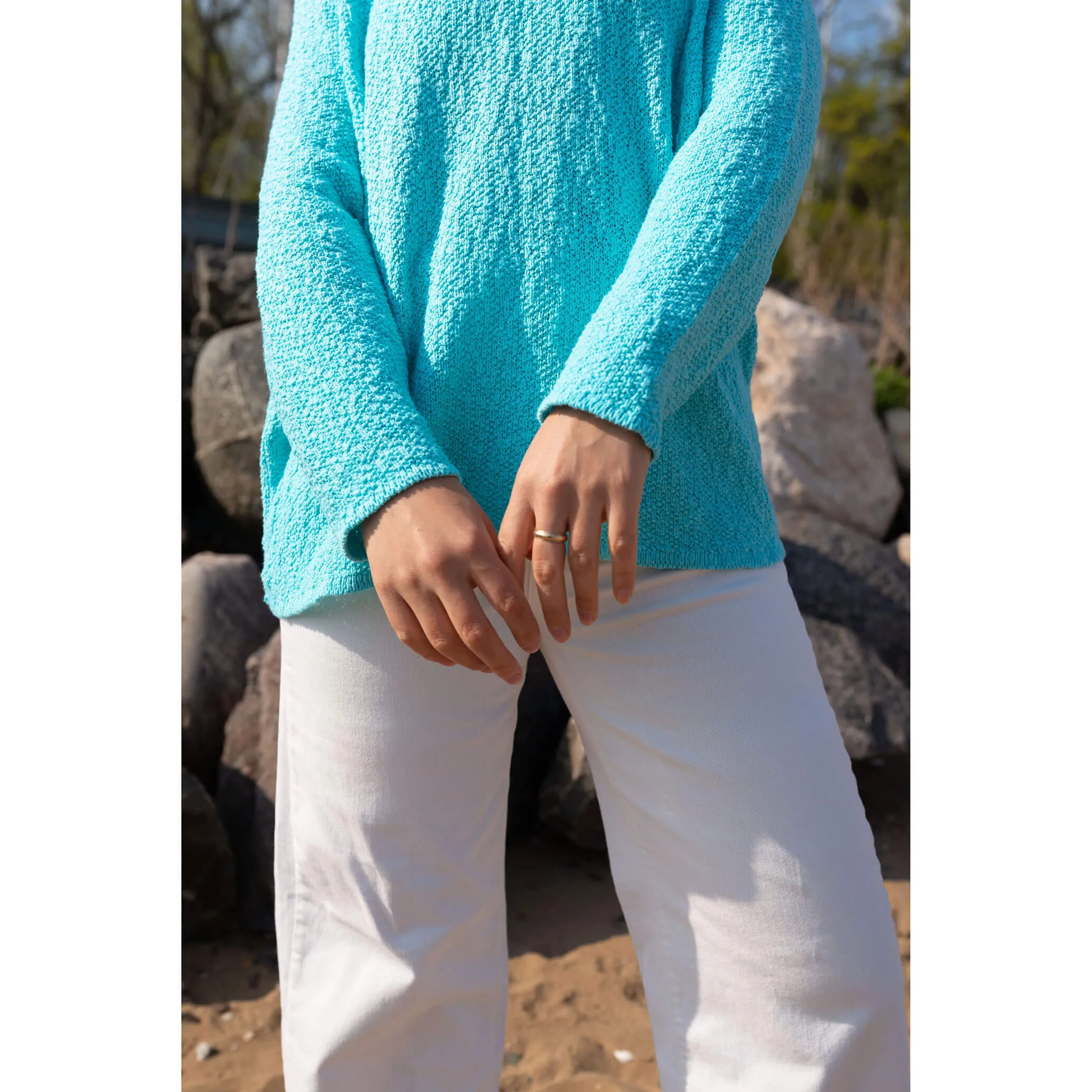 Avalin V-Neck Scramble Stitch Sweater - Turquoise