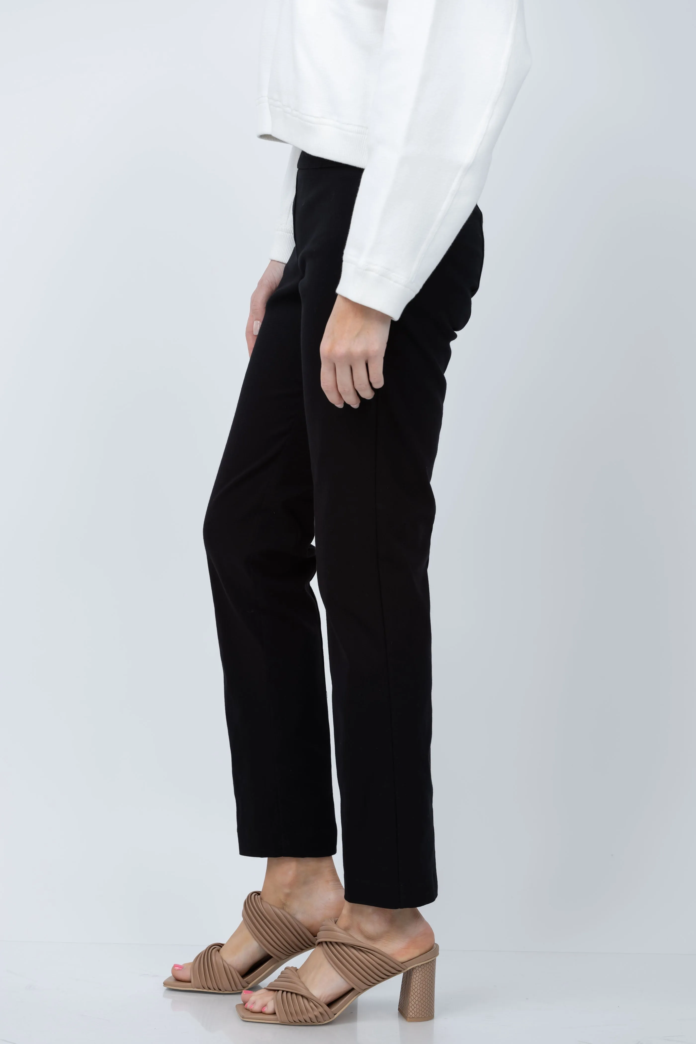 Elliott Lauren Ankle Pant in Black