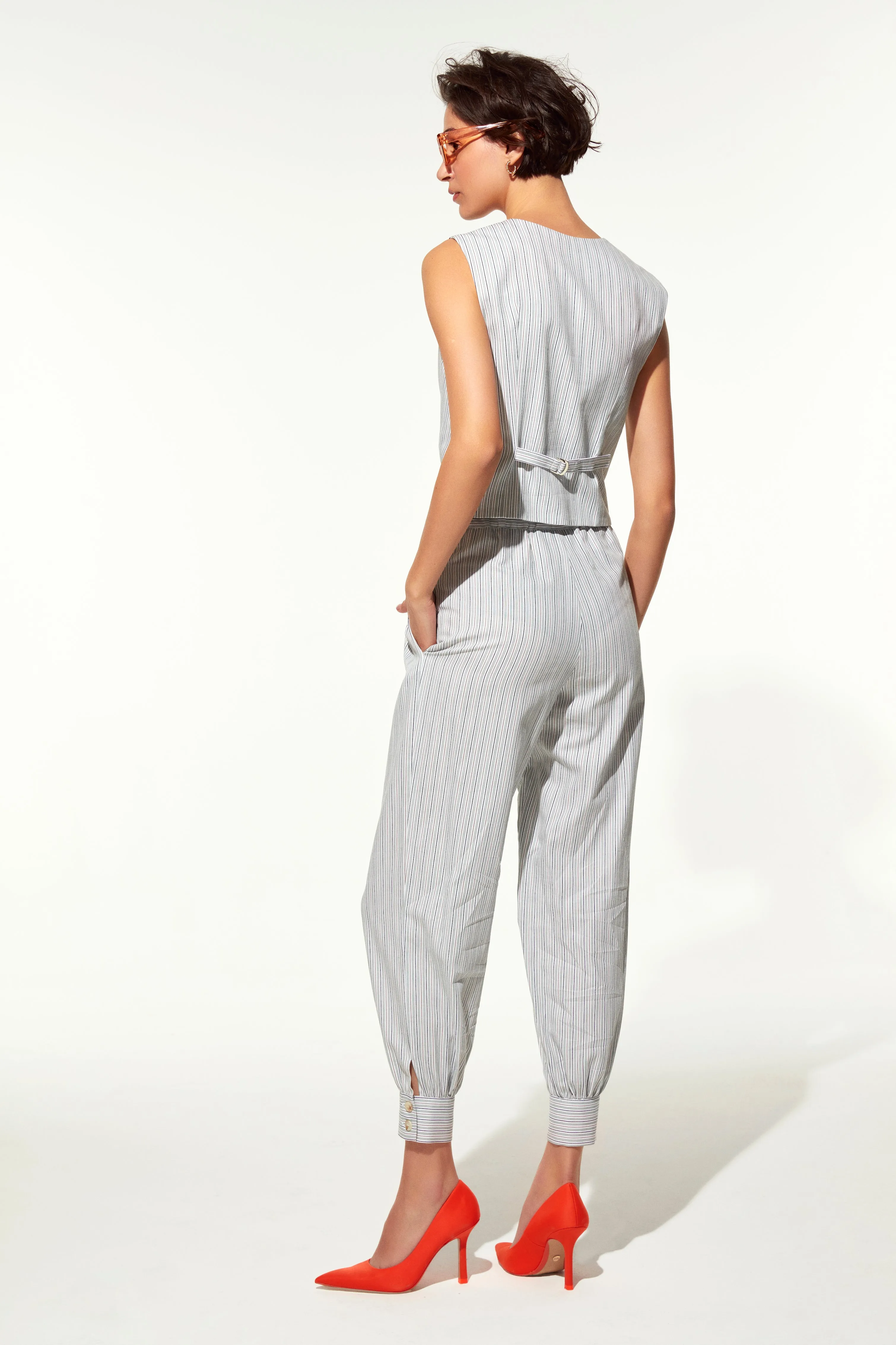 Maith Buttoned Cuffs Cotton Trousers