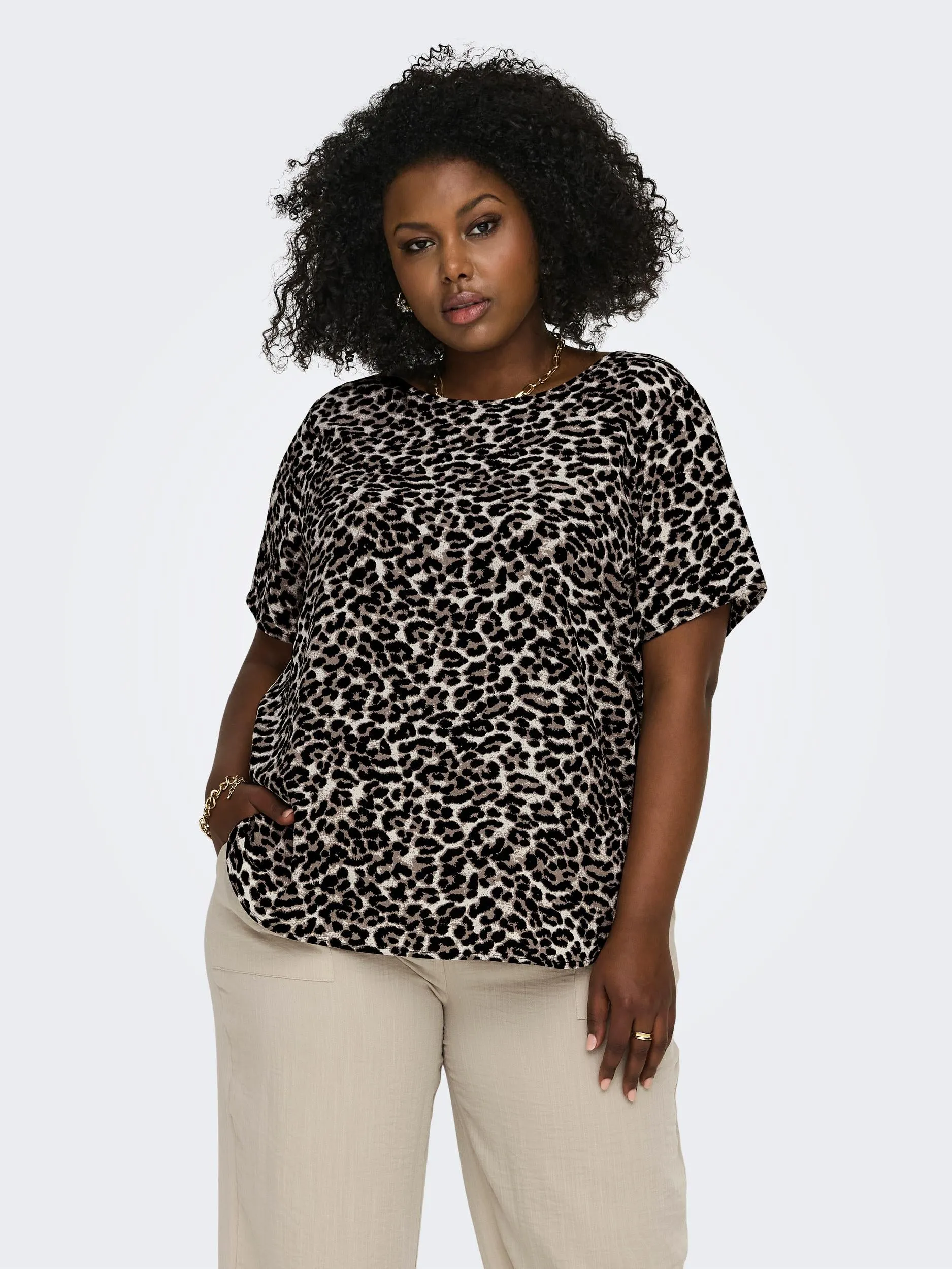 Only Carmakoma Vica Blouse in Leopard Print