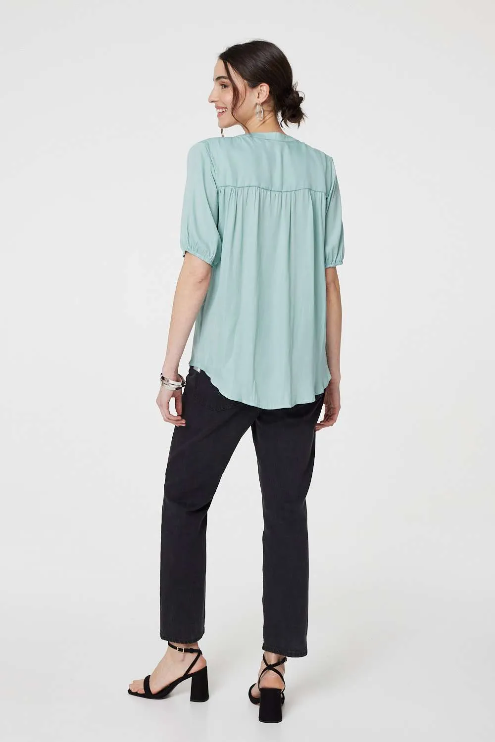 Plain V-Neck Puff 1/2 Sleeve Shirt