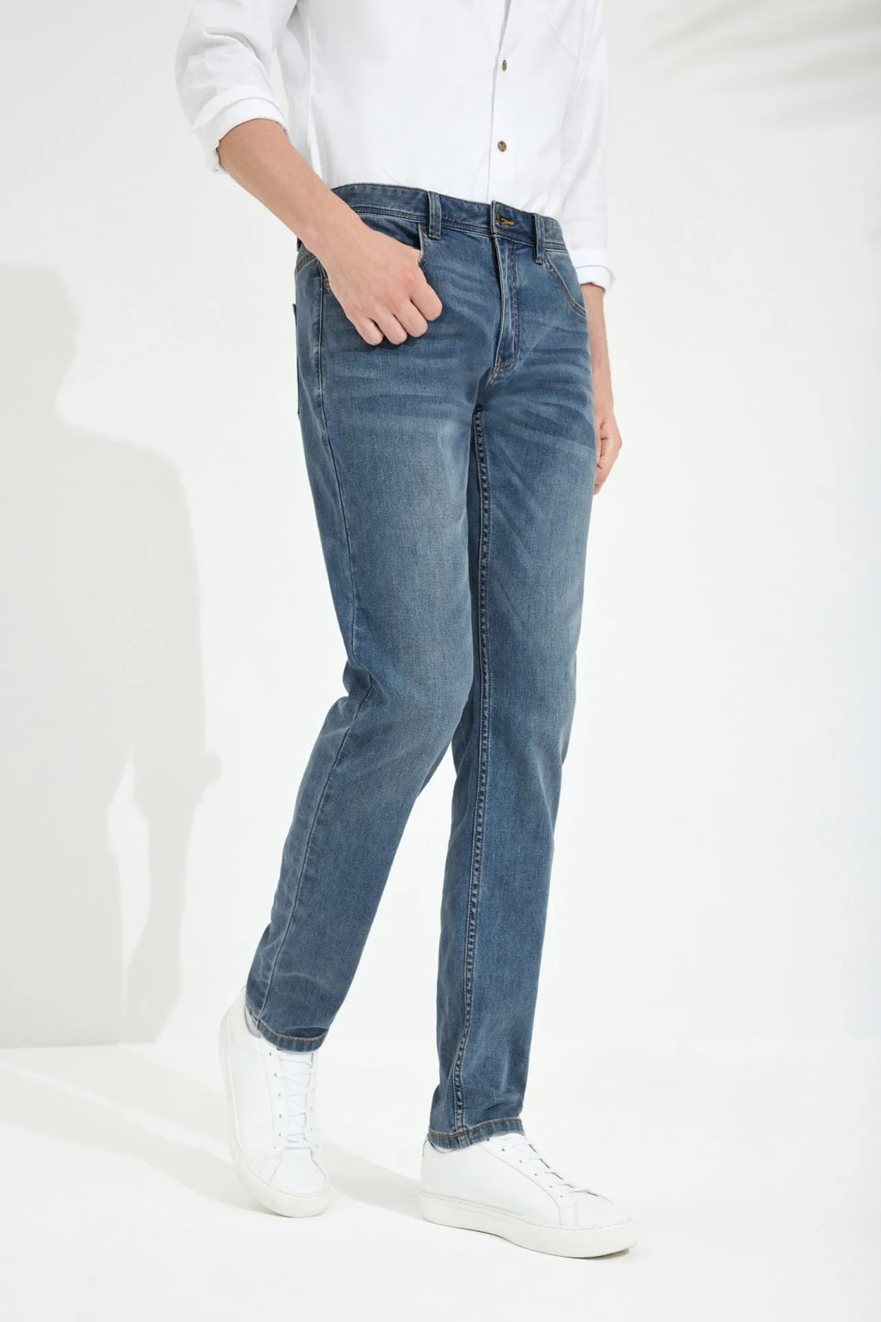 Soft Cotton Rich Stretch Jeans in Slim Tapered Fit